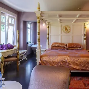 4* Alojamento de Acomodação e Pequeno-almoço Saint-georges -located In The Centre Of Bruges-